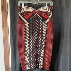 Chic Zigzag Patterned Pencil Skirt